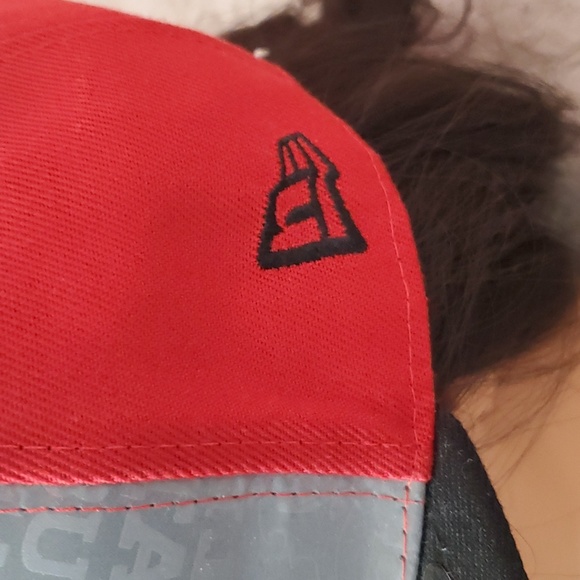 Tampa Bay Buccaneers New Era 9FIFTY Snapback - Picture 7 of 10